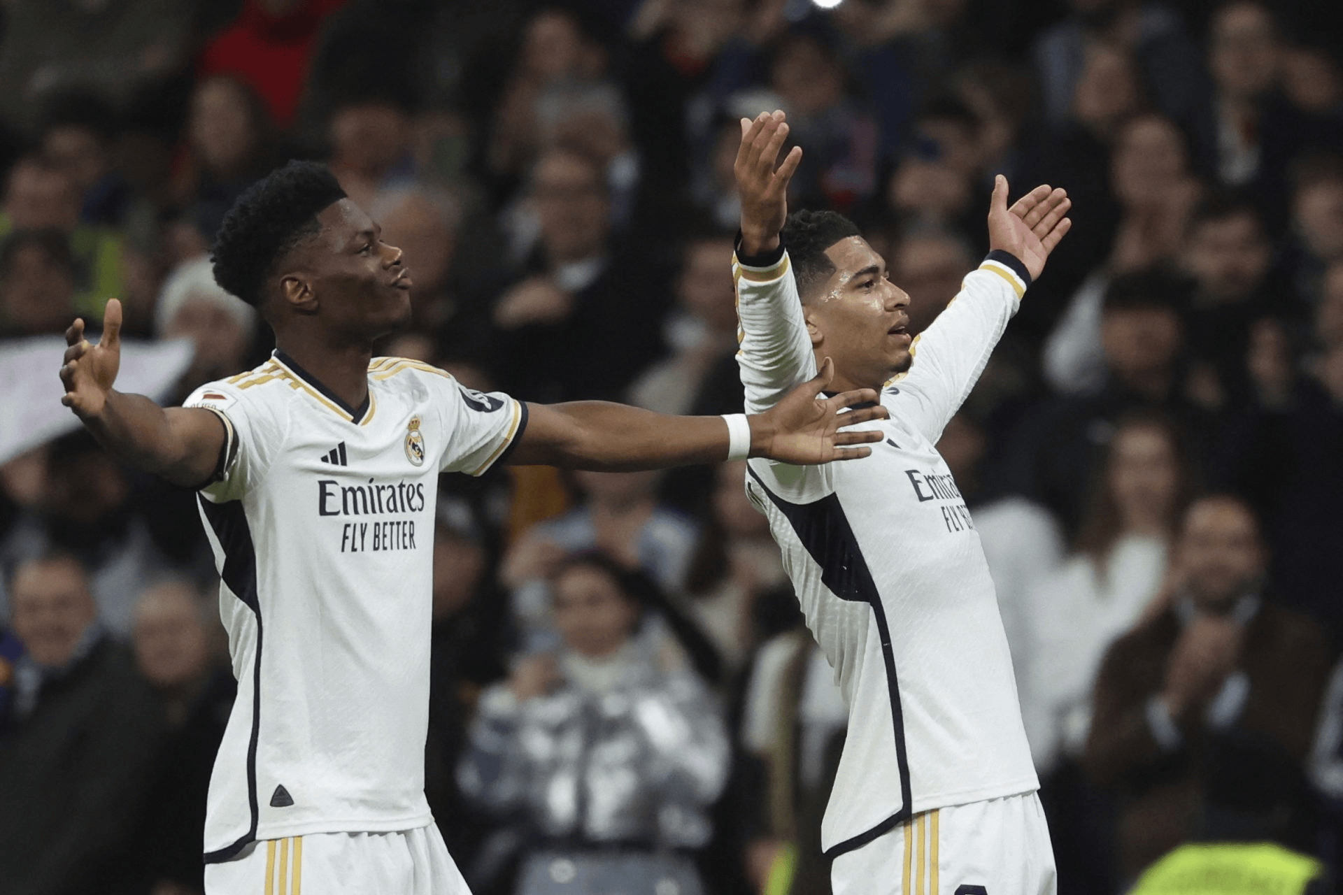 乐鱼体育官网-纽卡斯尔围绕法国杯篮板制胜多特蒙德围绕荷甲战术微调,集结日埃因霍温调整名单以备亚冠直接炸裂